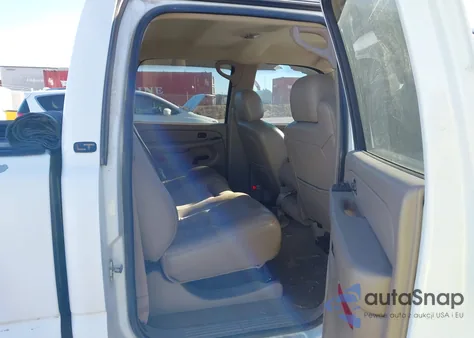 2006 Chevrolet Silverado 1500Hd Lt1 из США, поврежденный, VIN 1GCGK13U06F187064